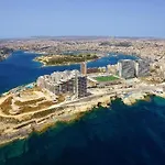 Bright 2 Bedroom Flat In Sliema! *