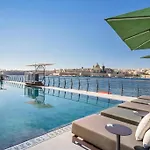Bright 2 Bedroom Flat In Sliema! Apartment