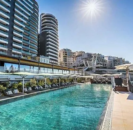 Bright 2 Bedroom Flat In Sliema! *