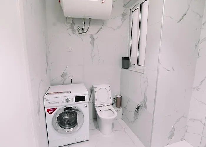 Daire Bright 2 Bedroom Flat In Sliema! Sliema