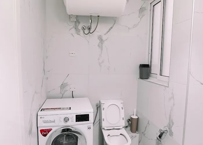 Bright 2 Bedroom Flat In Sliema! Sliema