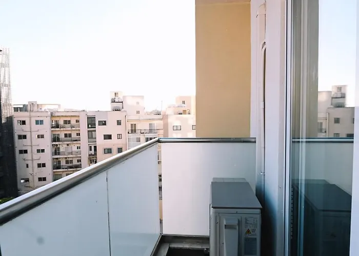 شقة Bright 2 Bedroom Flat In Sliema! *