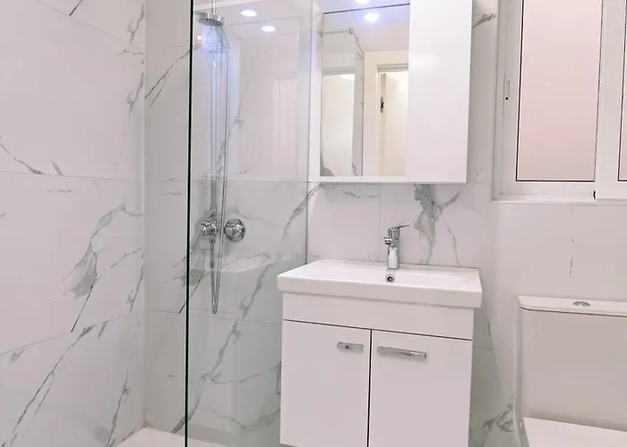 Bright 2 Bedroom Flat In Sliema! شقة سليمة